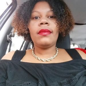 Meet your Posher, Juna